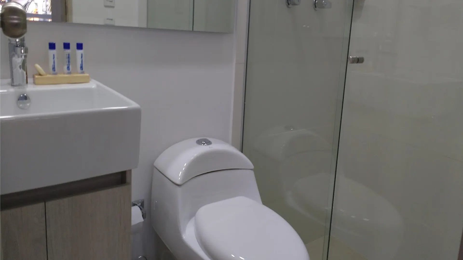 Hotel Laureles Plaza Medellín 4*,  Colombia