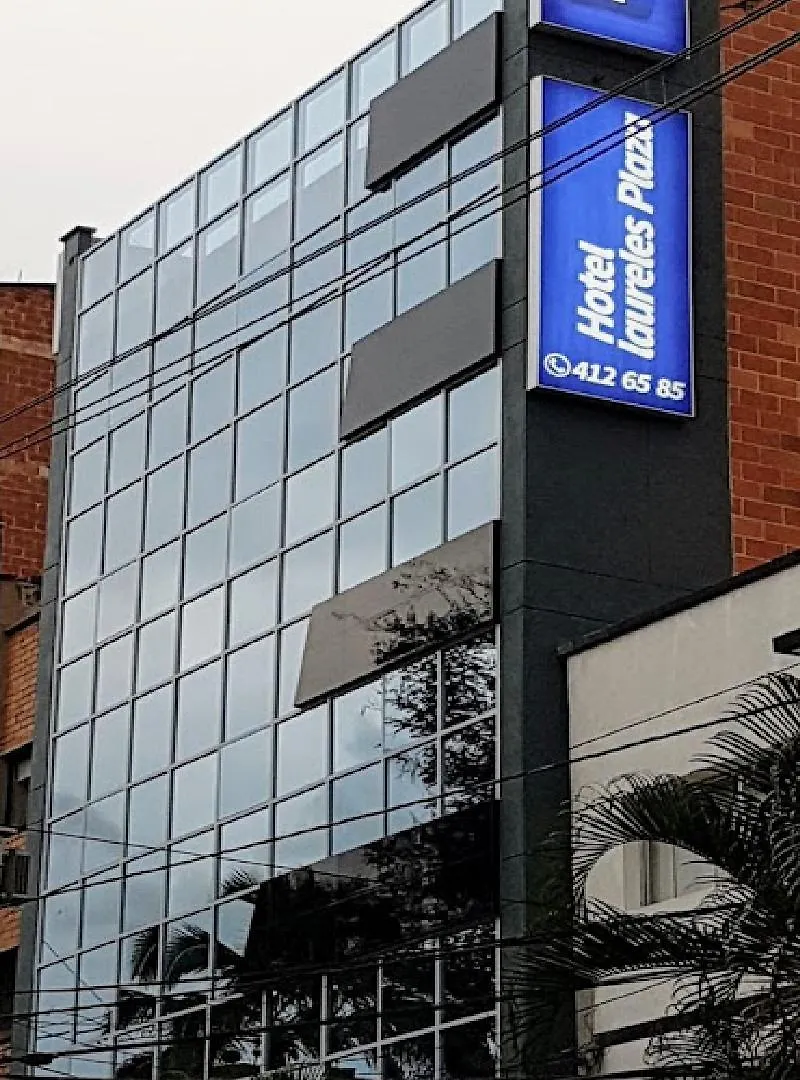 ****  Hotel Laureles Plaza Medellín Colombia