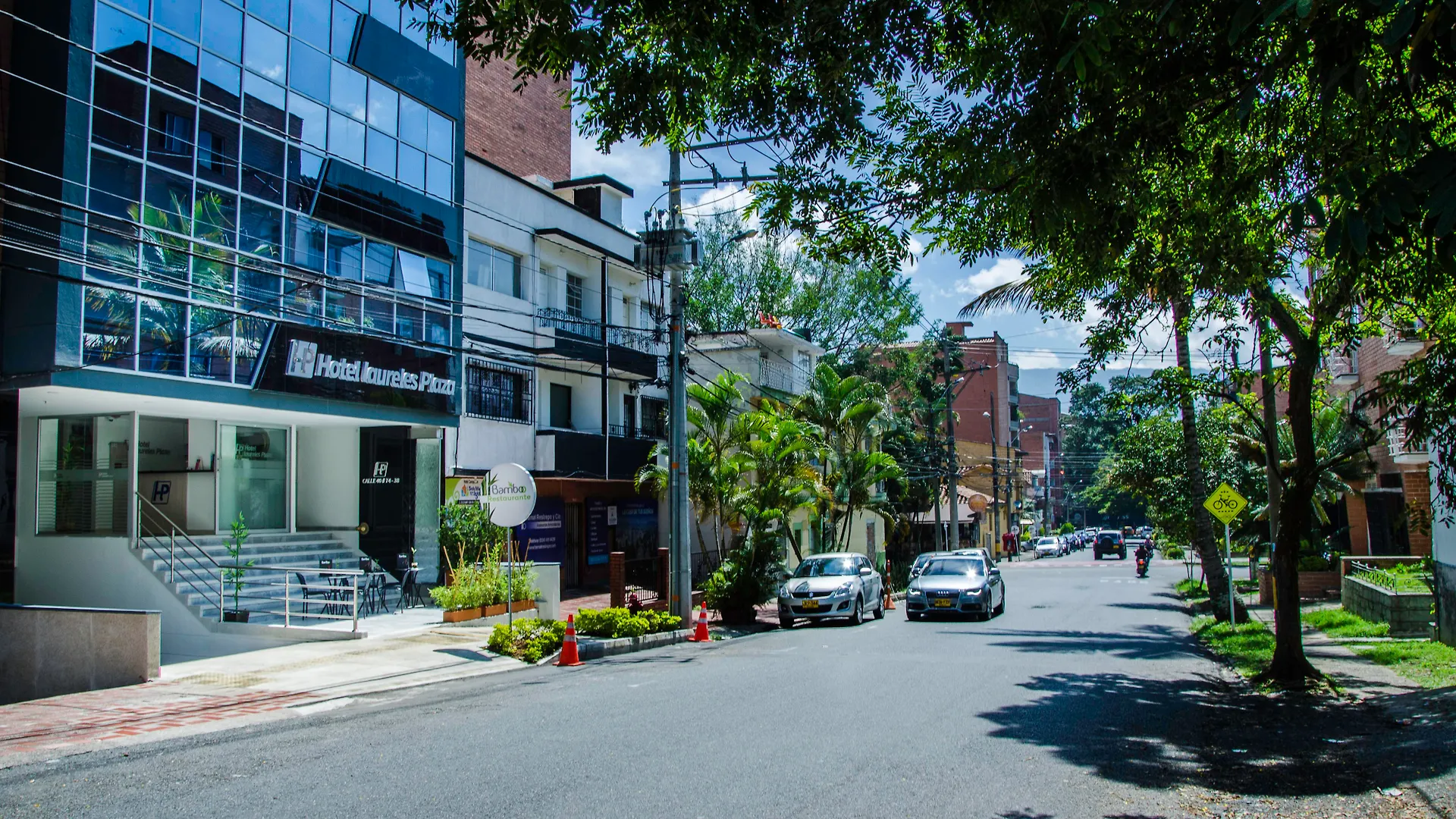 ****  Hotel Laureles Plaza Medellin Colombia