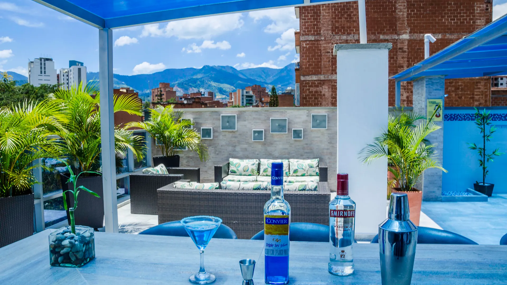 Hotel Laureles Plaza Medellin 4*,  Colombia