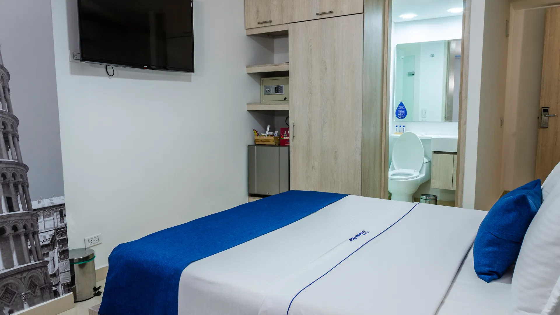 Hotel Laureles Plaza Medellín 4*,  Colombia