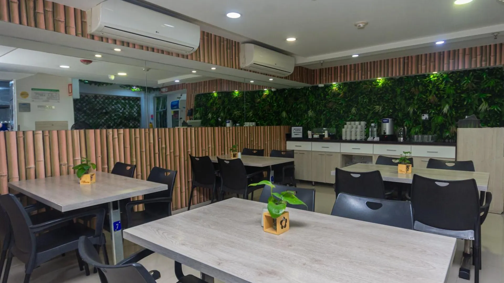 Hotel Laureles Plaza Medellín