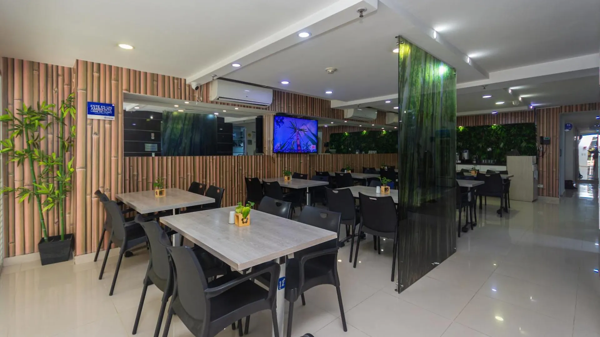 Hotel Laureles Plaza Medellín