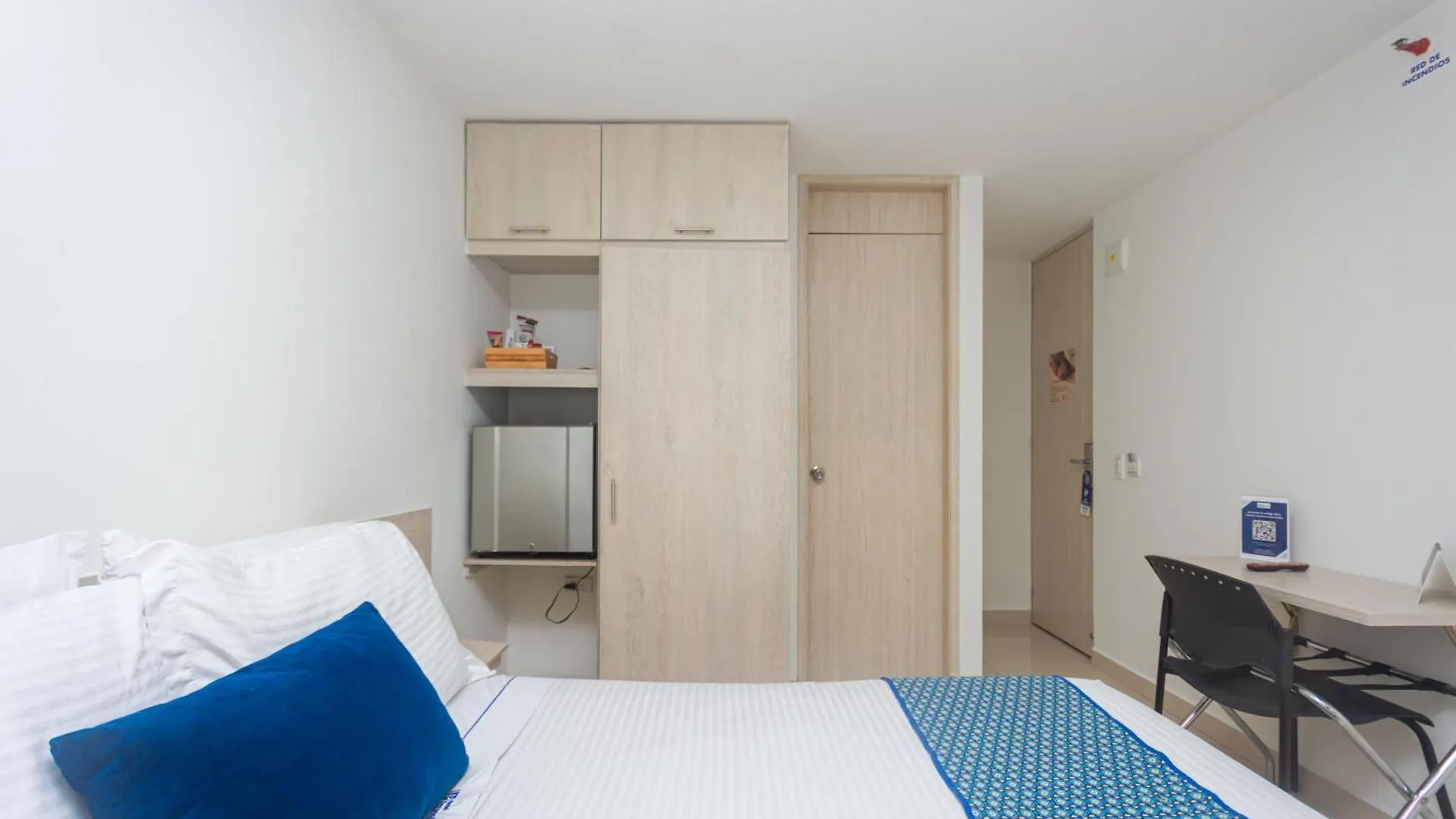 ****  Hotel Laureles Plaza Medellín Colombia