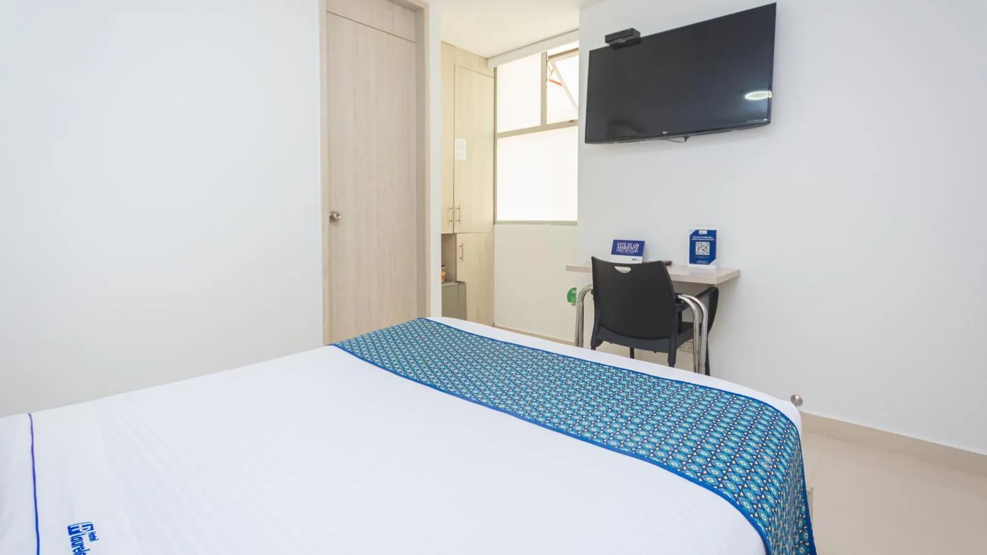 Hotel Laureles Plaza Medellín 4*,