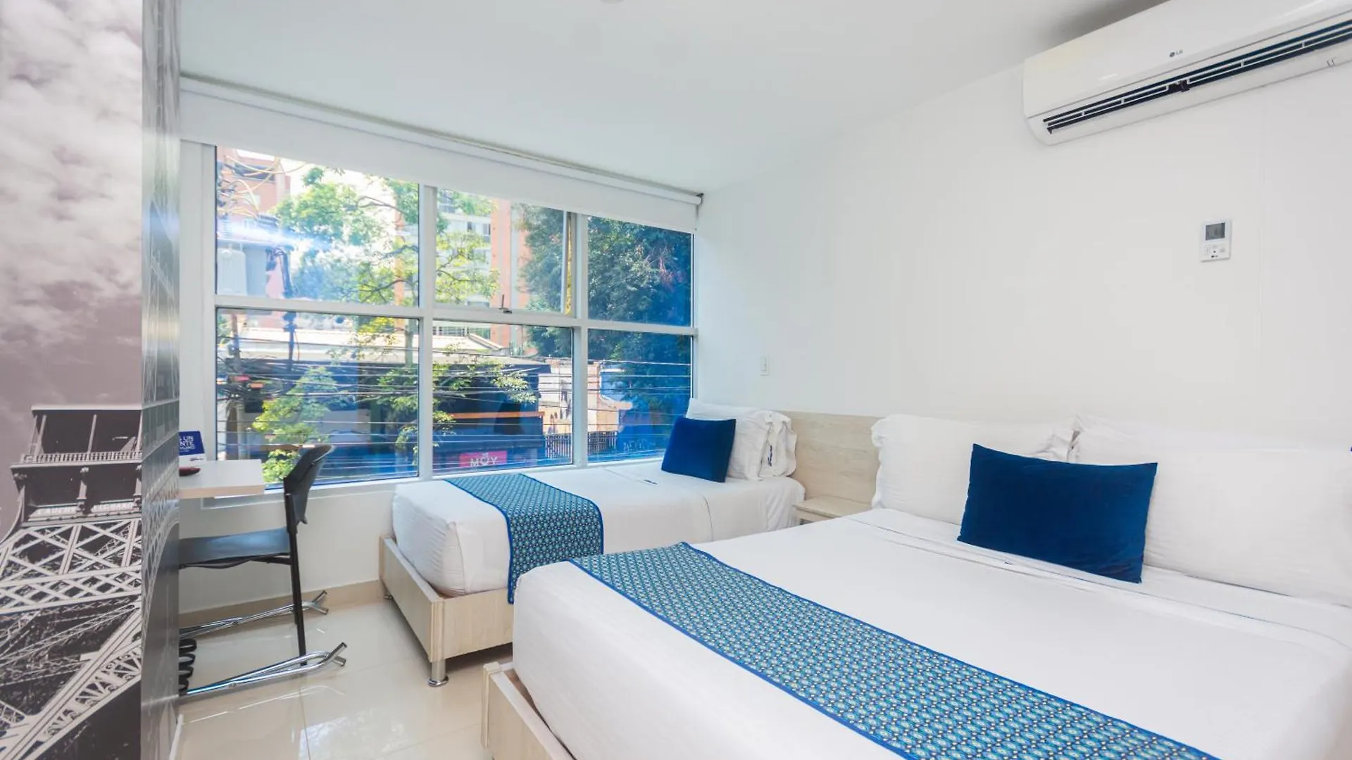 Hotel Laureles Plaza Medellín 4*,